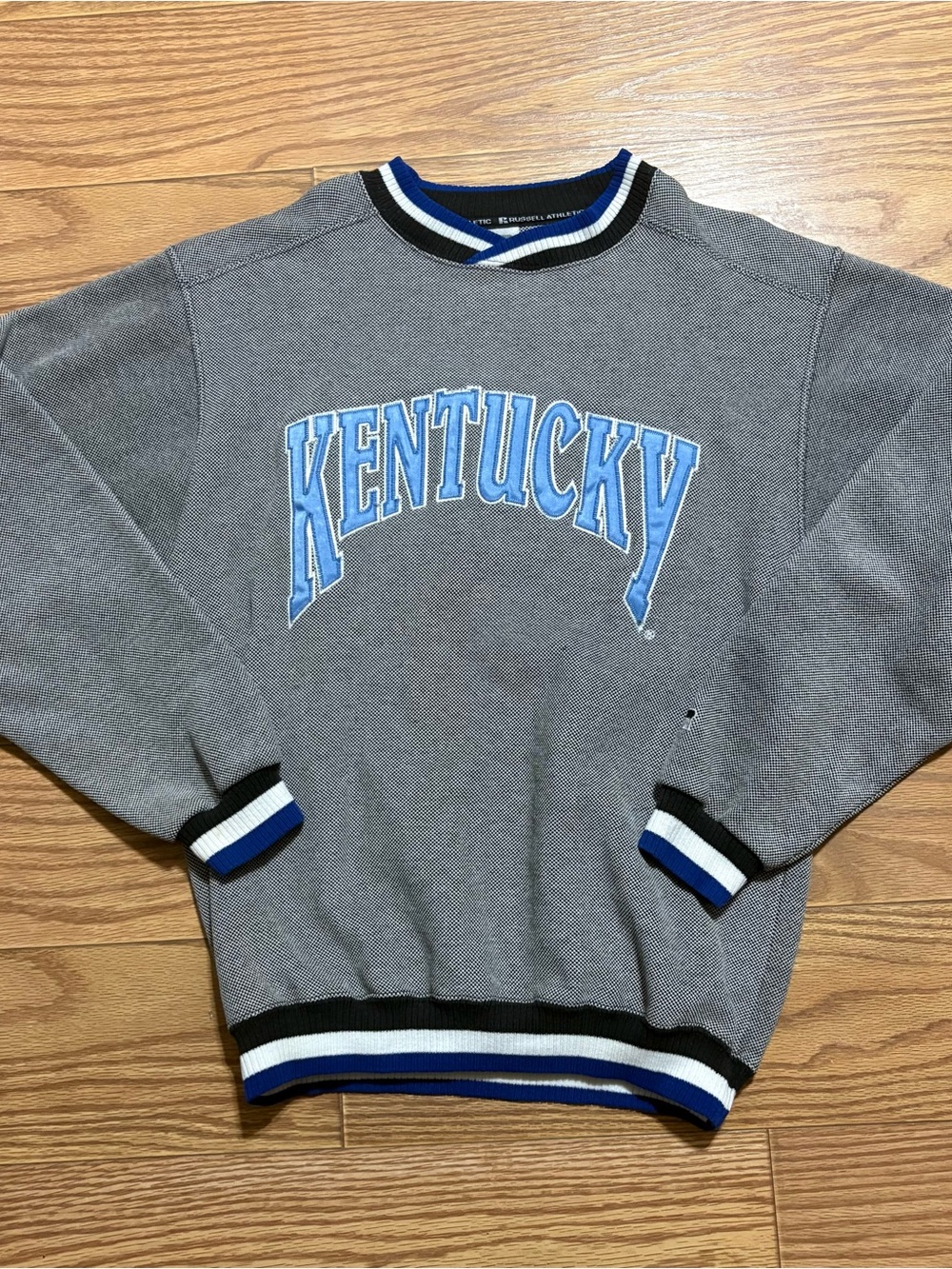 Vintage 90s NCAA University Of Kentucky Pullover Crewneck Sweatshirt M Russell
